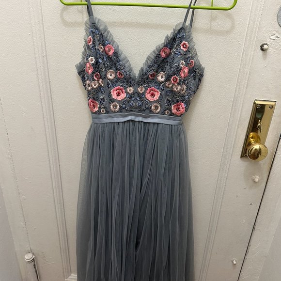 Needle & Thread Whisper Embroidered Tulle Midi Dress, Size 0 - Picture 12 of 12